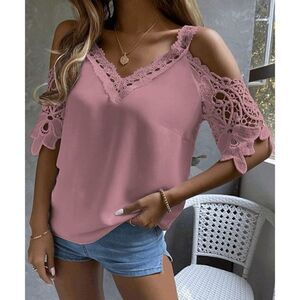 Lucklisa Pink Lace-Accent V-Neck Three-Quarter Sleeve Top S